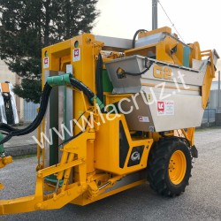 MACHINE À VENDANGER TRACTÉE GRÉGOIRE G2 - V100